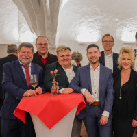 Gruppenfoto des Laufer Ortsvereins bei der 125-Jahrfeier